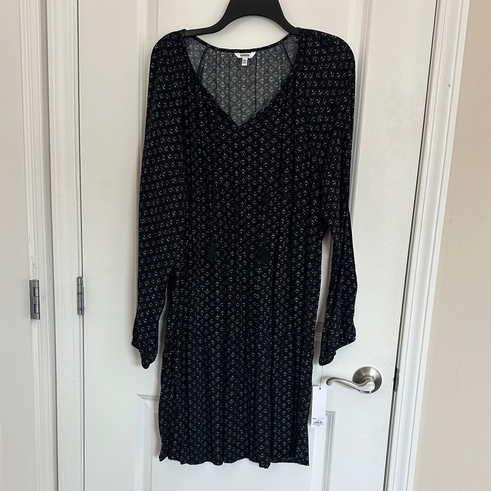 Sonoma Black and White Long Sleeve Dress